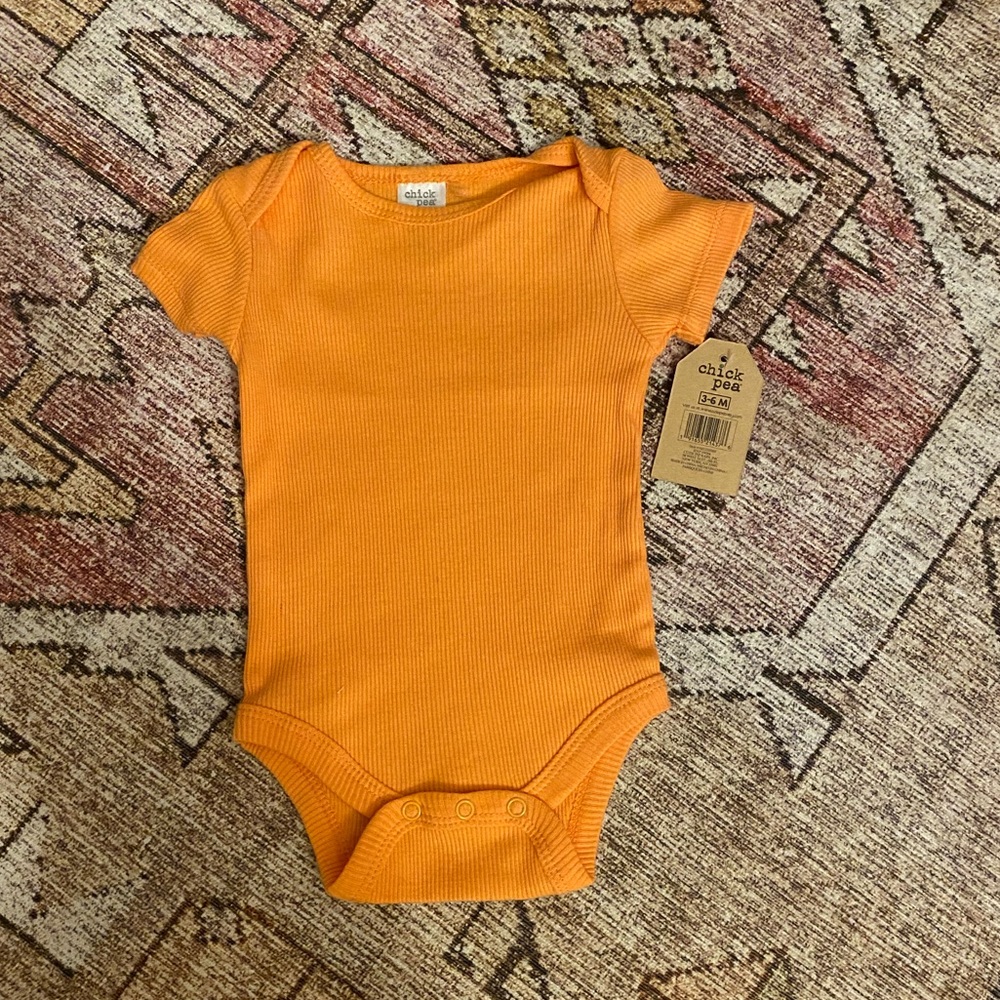 NWT chick pea orange onsie 3-6M